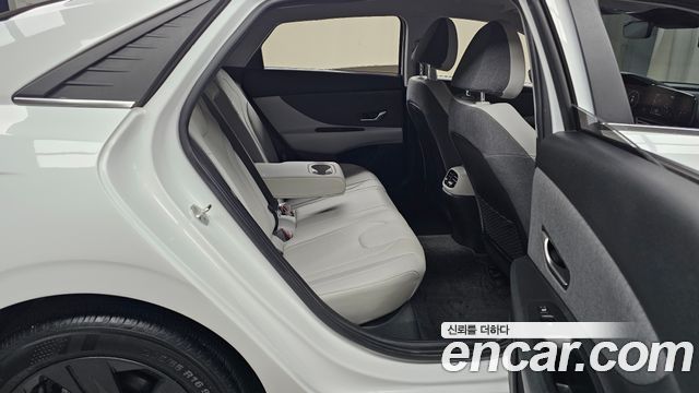 Hyundai Avante (CN7) 1.6 Inspiration 2022 — фото 12