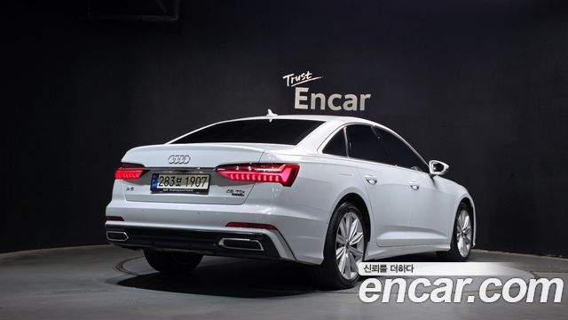 Audi A6 (C8) 45 TDI Quattro Premium 2021 — фото 2