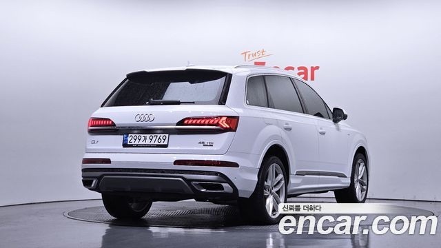 Audi Q7 (4M) 45 TDI Quattro Premium 2023 — фото 2