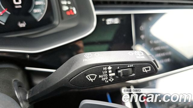 Audi Q7 (4M) 45 TDI Quattro Premium 2023 — фото 29