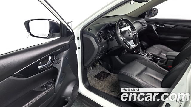 Nissan X-Trail 2.5 4WD 2018 — фото 10