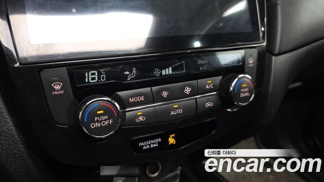 Nissan X-Trail 2.5 4WD 2018 — фото 15