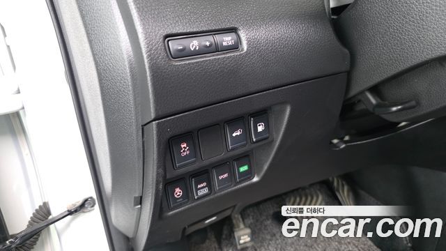 Nissan X-Trail 2.5 4WD 2018 — фото 27