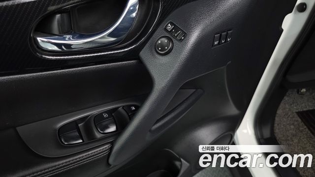 Nissan X-Trail 2.5 4WD 2018 — фото 28