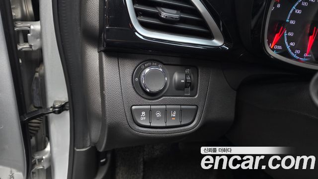 Chevrolet Spark Premier 2020 — фото 27