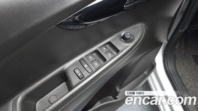 Chevrolet Spark Premier 2020 — фото 29