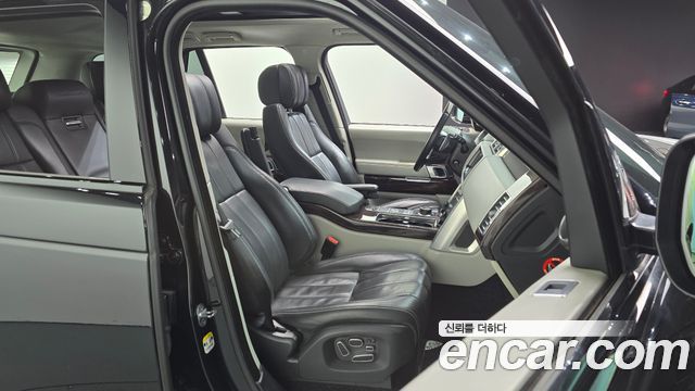 Land Rover Range Rover (IV) 4.4 SDV8 AB DIESEL 2014 — фото 12