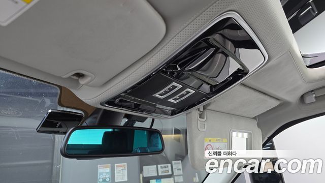 Land Rover Range Rover (IV) 4.4 SDV8 AB DIESEL 2014 — фото 17