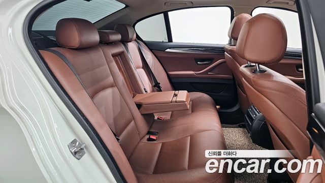 BMW 5 Series (F10) 520d M Aero Dynamic 2016 — фото 12