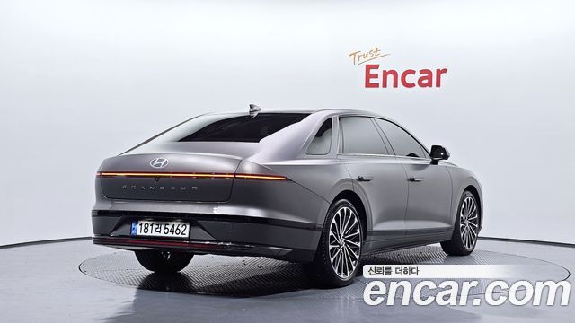 Hyundai Grandeur (GN7) 2,5 Gasoline 2WD Calligraphy 2023 — фото 2