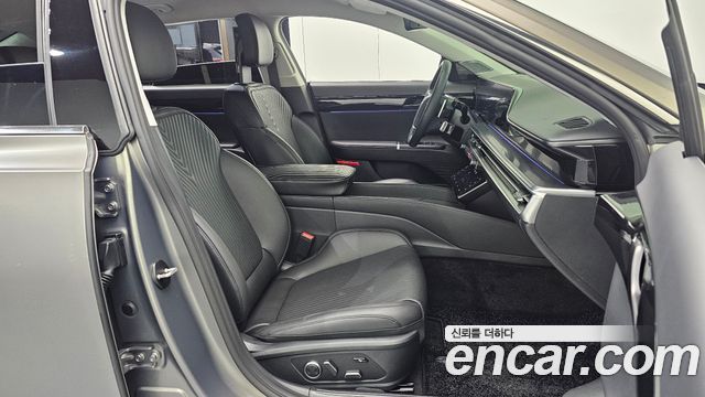 Hyundai Grandeur (GN7) 2,5 Gasoline 2WD Calligraphy 2023 — фото 26