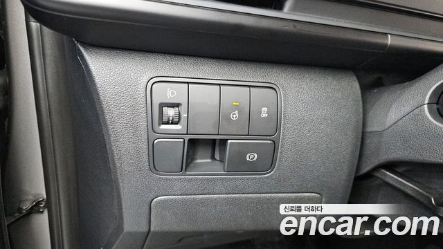 Hyundai Staria L3.5 Tourer 11-Seater Modern 2024 — фото 16