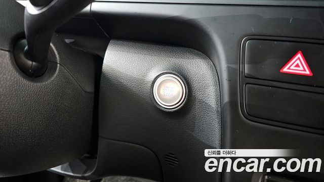 Hyundai Staria L3.5 Tourer 11-Seater Modern 2024 — фото 18