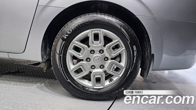 Hyundai Staria L3.5 Tourer 11-Seater Modern 2024 — фото 21