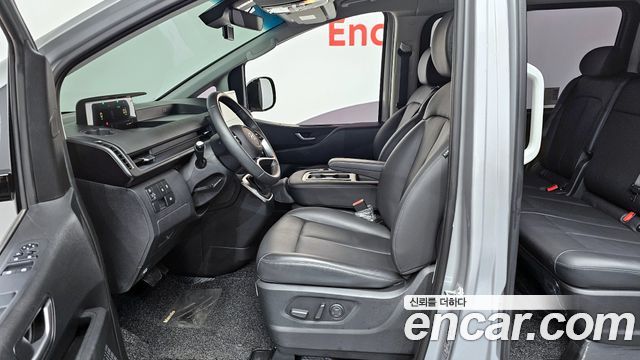 Hyundai Staria L3.5 Tourer 11-Seater Modern 2024 — фото 27