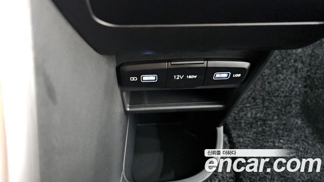 Hyundai Staria L3.5 Tourer 11-Seater Modern 2024 — фото 30