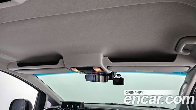 Hyundai Staria L3.5 Tourer 11-Seater Modern 2024 — фото 32
