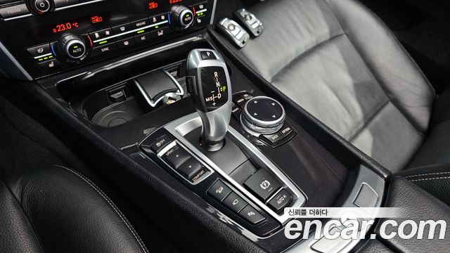 BMW 5 Series GT (F07) GT 30d xDrive 2014 — фото 9