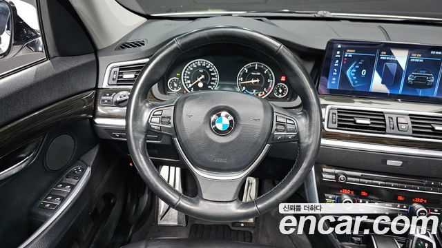 BMW 5 Series GT (F07) GT 30d xDrive 2014 — фото 17