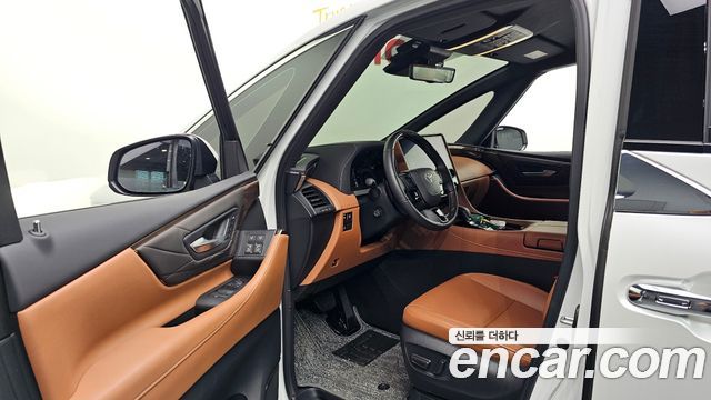 Toyota Alphard (IV) 2.5 HEV Executive AWD 2025 — фото 10