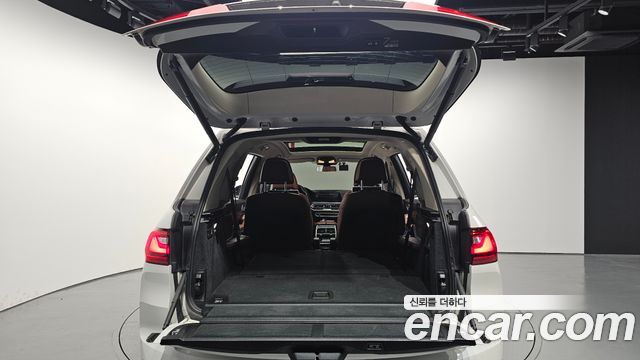 BMW X7 (G07) xDrive 40i Design Pure Excellence 6-Seater 2021 — фото 24