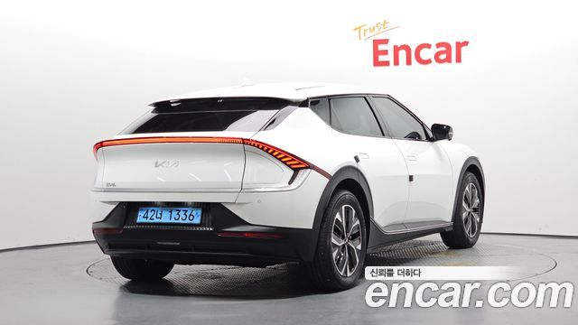 Kia EV6 Long Range Air 2022 — фото 2