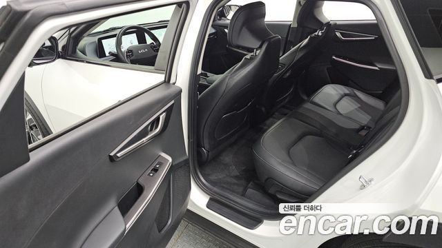 Kia EV6 Long Range Air 2022 — фото 16
