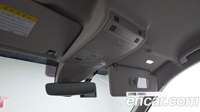 Volkswagen Tiguan (II) 2.0 TDI Premium 2018 — фото 19