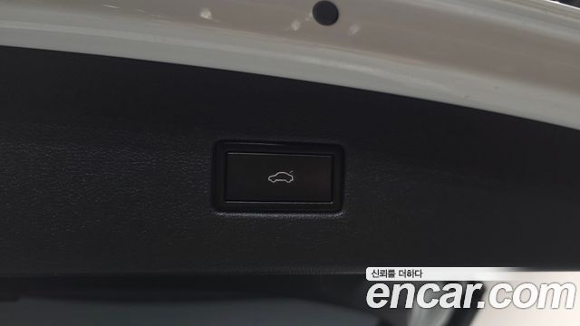 Volkswagen Tiguan (II) 2.0 TDI Premium 2018 — фото 28