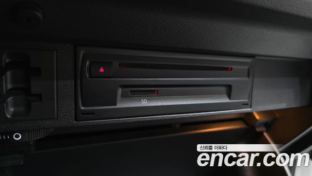 Volkswagen Tiguan (II) 2.0 TDI Premium 2018 — фото 31