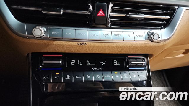 Kia Mohave The Master Diesel 3.0 4WD 5-Seater Platinum 2021 — фото 31
