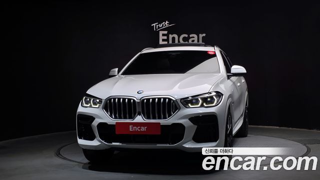 BMW X6 (G06) xDrive40i M Sport 2022 — фото 3
