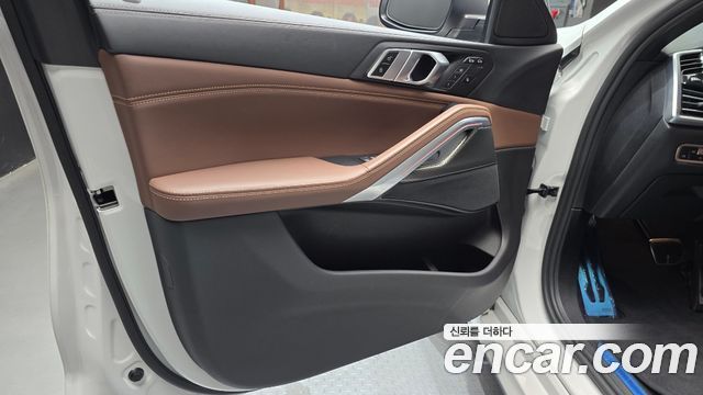 BMW X6 (G06) xDrive40i M Sport 2022 — фото 30