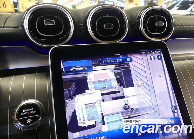 Mercedes-Benz GLC-Class (X254) GLC300 4MATIC Coupe 2024 — фото 18