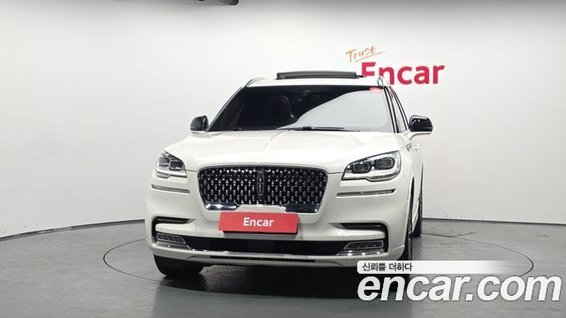 Lincoln Aviator (II) 3.0 Black Label AWD 2023 — фото 3