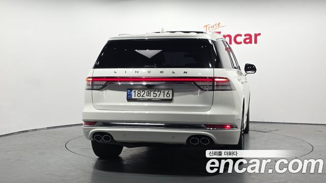 Lincoln Aviator (II) 3.0 Black Label AWD 2023 — фото 4
