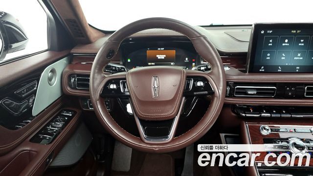 Lincoln Aviator (II) 3.0 Black Label AWD 2023 — фото 12