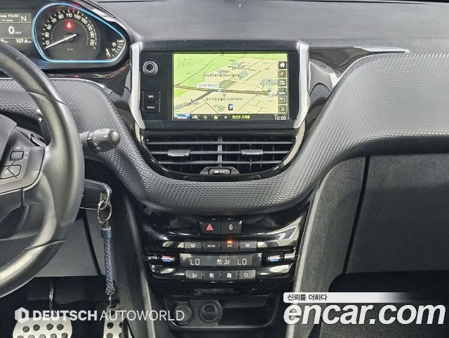 Peugeot 2008 1.6 e-HDi Feline L 2015 — фото 5