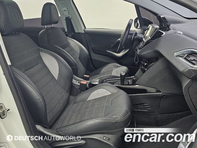 Peugeot 2008 1.6 e-HDi Feline L 2015 — фото 22