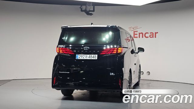 Toyota Alphard (IV) 2.5 HEV Executive AWD 2025 — фото 4