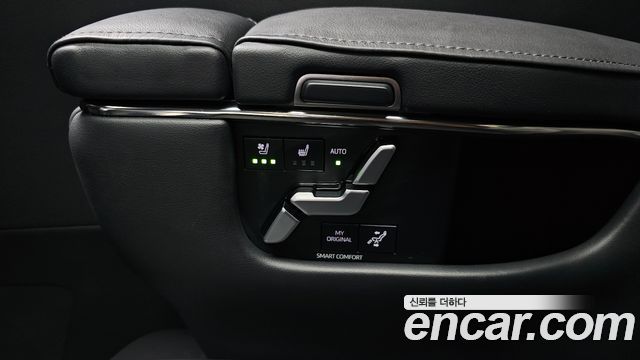 Toyota Alphard (IV) 2.5 HEV Executive AWD 2025 — фото 19