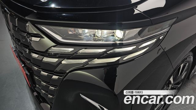 Toyota Alphard (IV) 2.5 HEV Executive AWD 2025 — фото 22