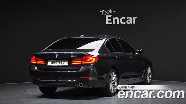 BMW 5 Series (G30) 520i Luxury 2018 — фото 2