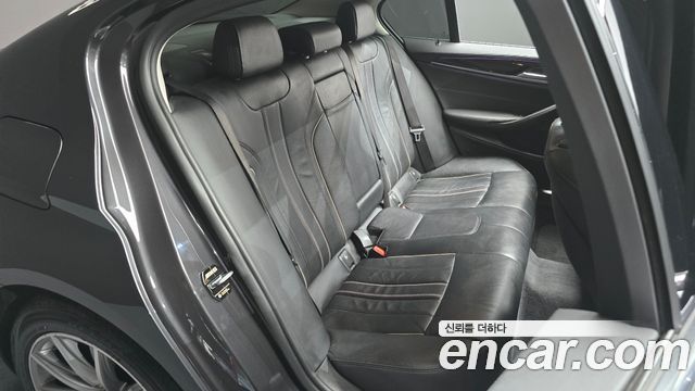 BMW 5 Series (G30) 520i Luxury 2018 — фото 12