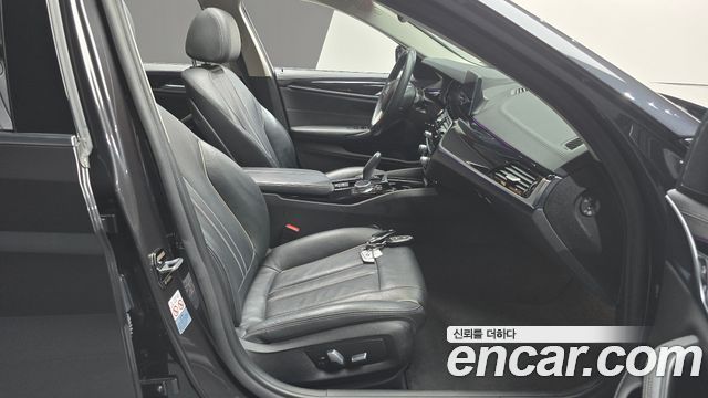 BMW 5 Series (G30) 520i Luxury 2018 — фото 26
