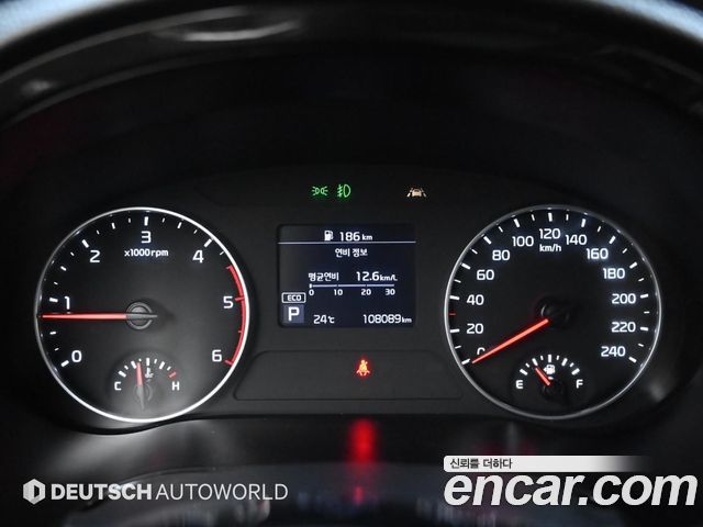Kia Seltos Diesel 1.6 2WD Prestige 2022 — фото 8