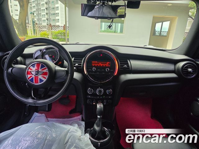 MINI Cooper Standard Third Generation 2014 — фото 16