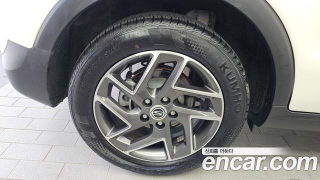 KG Mobility (SsangYong) Very New Tivoli Gasoline 1.5 2WD V3 2022 — фото 5