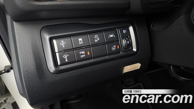 KG Mobility (SsangYong) Very New Tivoli Gasoline 1.5 2WD V3 2022 — фото 14