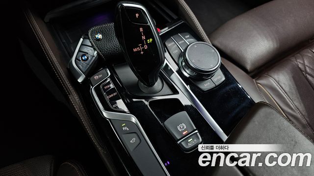 BMW 5 Series (G30) 520d M Sport Package Plus 2018 — фото 9